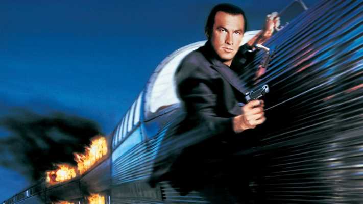 "Trappola sulle montagne rocciose" stasera su Rai 4: Steven Seagal torna in azione nel ciclo Action Festival