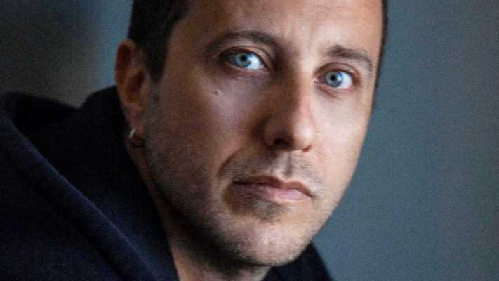 "Gli occhi degli altri" e il delitto di via Puccini: stasera su Rai 4 con "Wonderland"