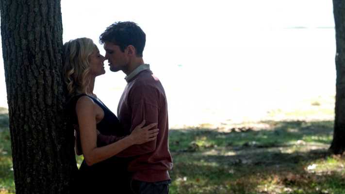 Stasera su Rai 4 il noir "Il fuoco del peccato": amore e ossessione in prima serata
