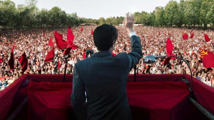 Stasera in tv: Berlinguer – La grande ambizione, il capolavoro di Andrea Segre arriva su Rai 3
