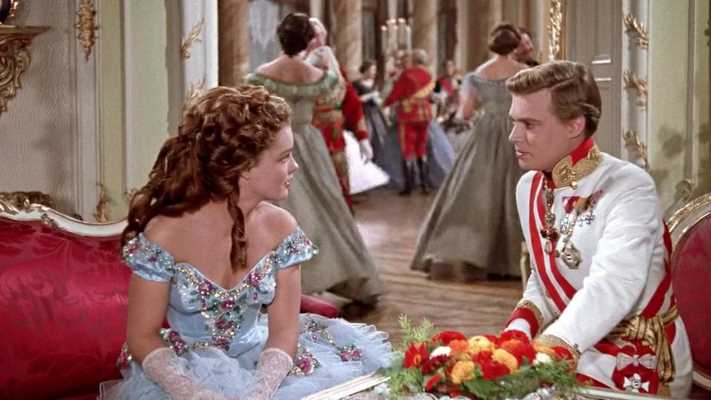 Torna la principessa Sissi: stasera in TV su Rai 3 il cult che fa sognare intere generazioni