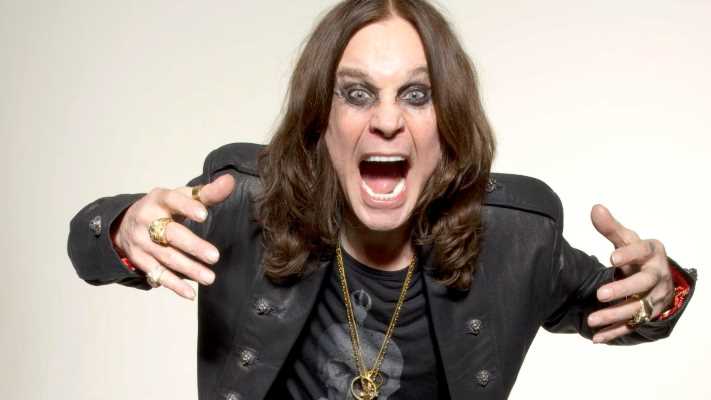 Ozzy Osbourne stasera in tv: la vita incredibile del re del metal tra eccessi e rinascita
