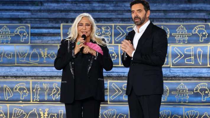 Rai 1 shock, cambia tutto stasera in tv: l'evento imperdibile che terrà incollati milioni di italiani